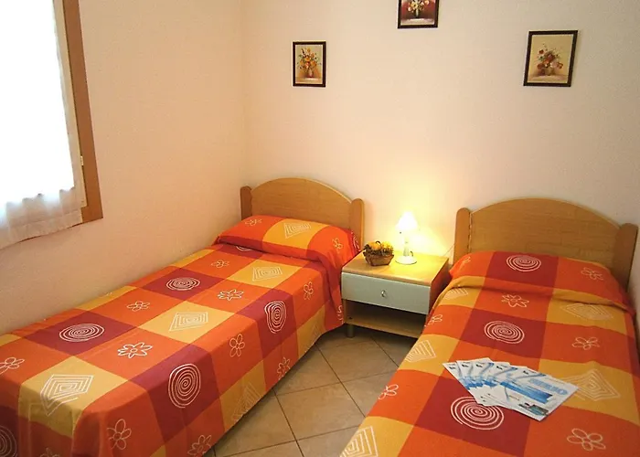 Dina/viel Apartman *